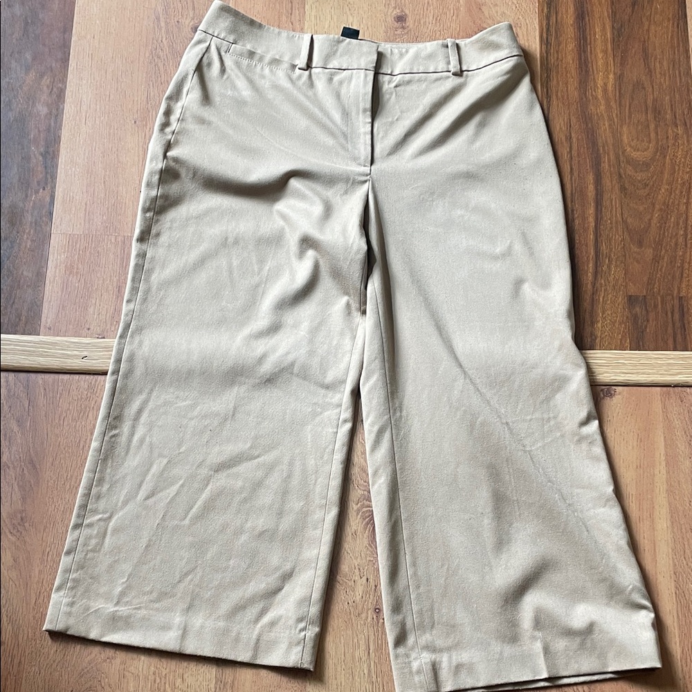 White House Black Market Beige Crop Pants